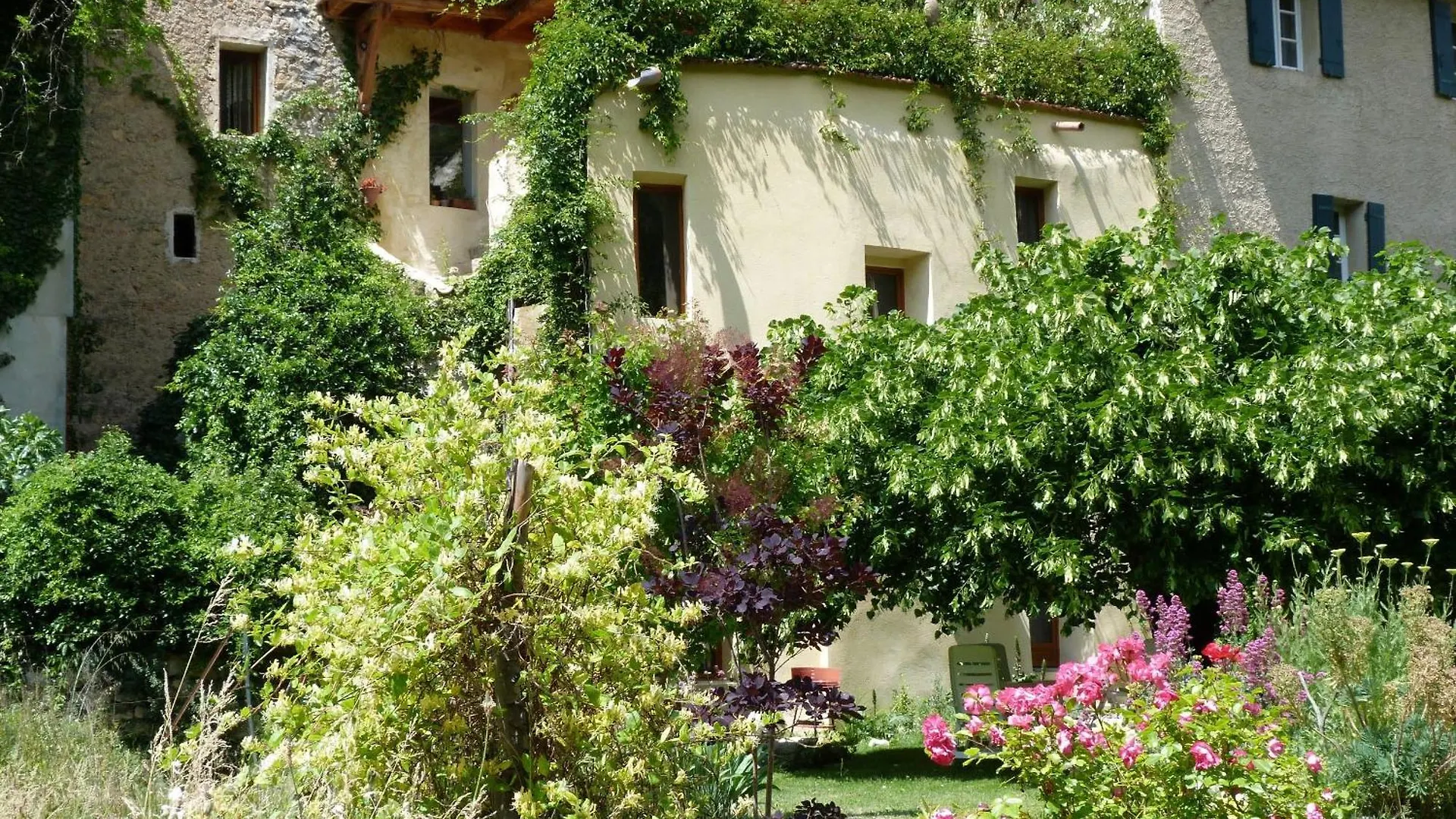 Gite Nature Les Anoures En Provence Mollans-sur-Ouveze 0*,  France